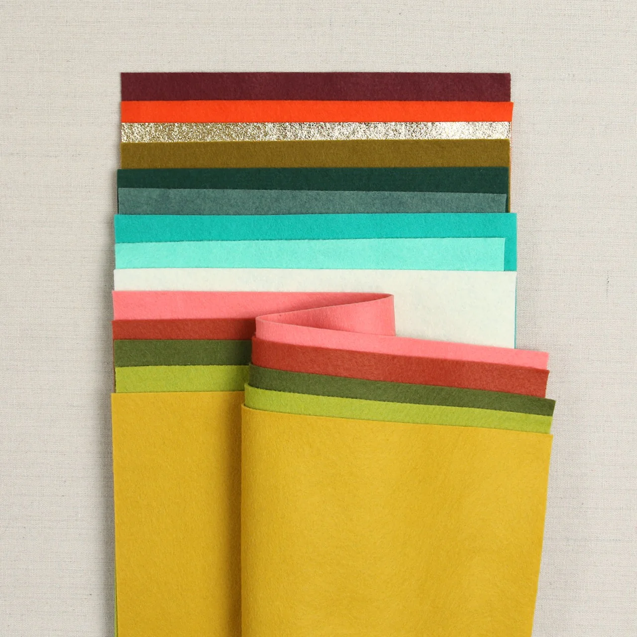 Holiday 2025 Blend Felt Sale